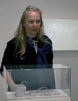 image of eva rudlinger with her work